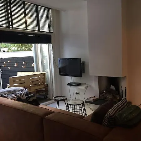 Trendy Garden Center Apartment Amsterdam